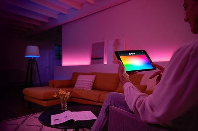Learn How To Download An App That Is Able To Regulate Home Lighting