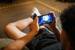 Tiya - Chat and Play Games With Friends