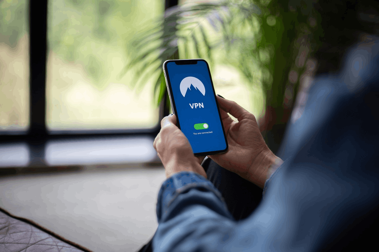 MaxSpeed App - Protect Phone's Security and Privacy